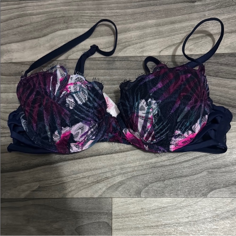 PINK Victoria's Secret Lace Push-Bra